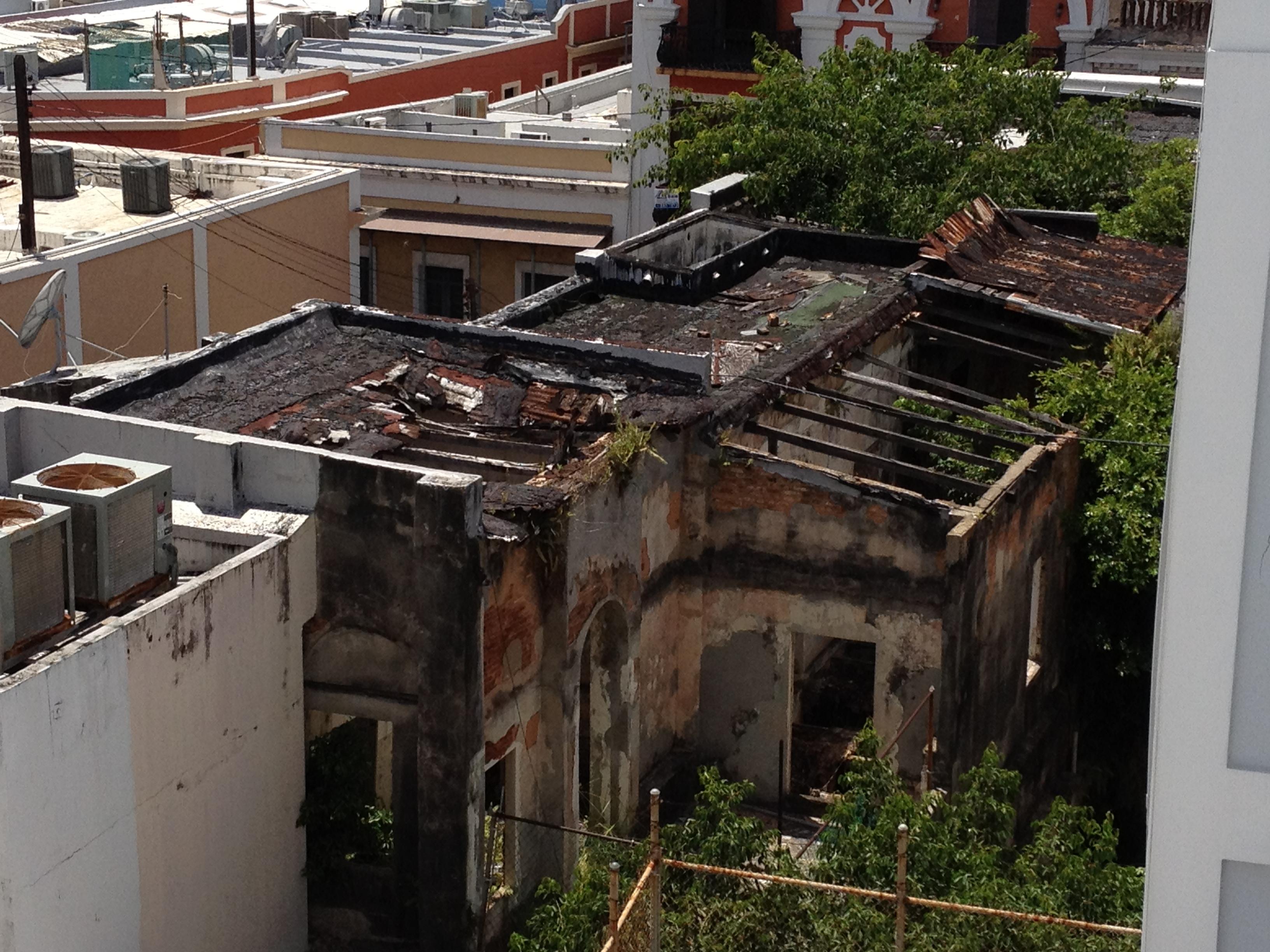 Calle de la Fortaleza 352 - San Juan (Viejo San Juan) - 2012 00001
